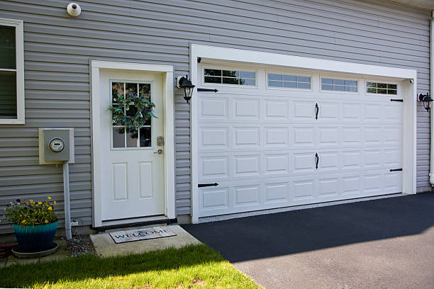24/7 Emergency Garage Door Panel Replacement experts in Blanchard, LA